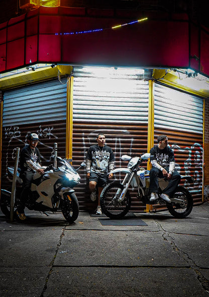 “LEGENDS NEVER DIE” TEE